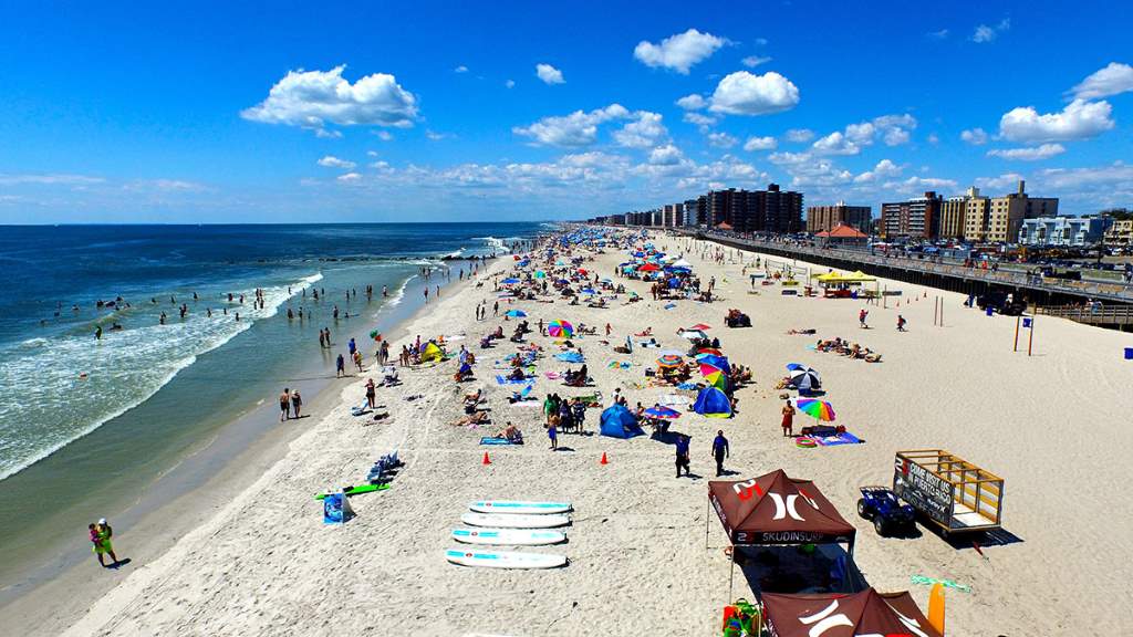 Long Beach, Long Island: A Surfing Hub for Locals and Tourists