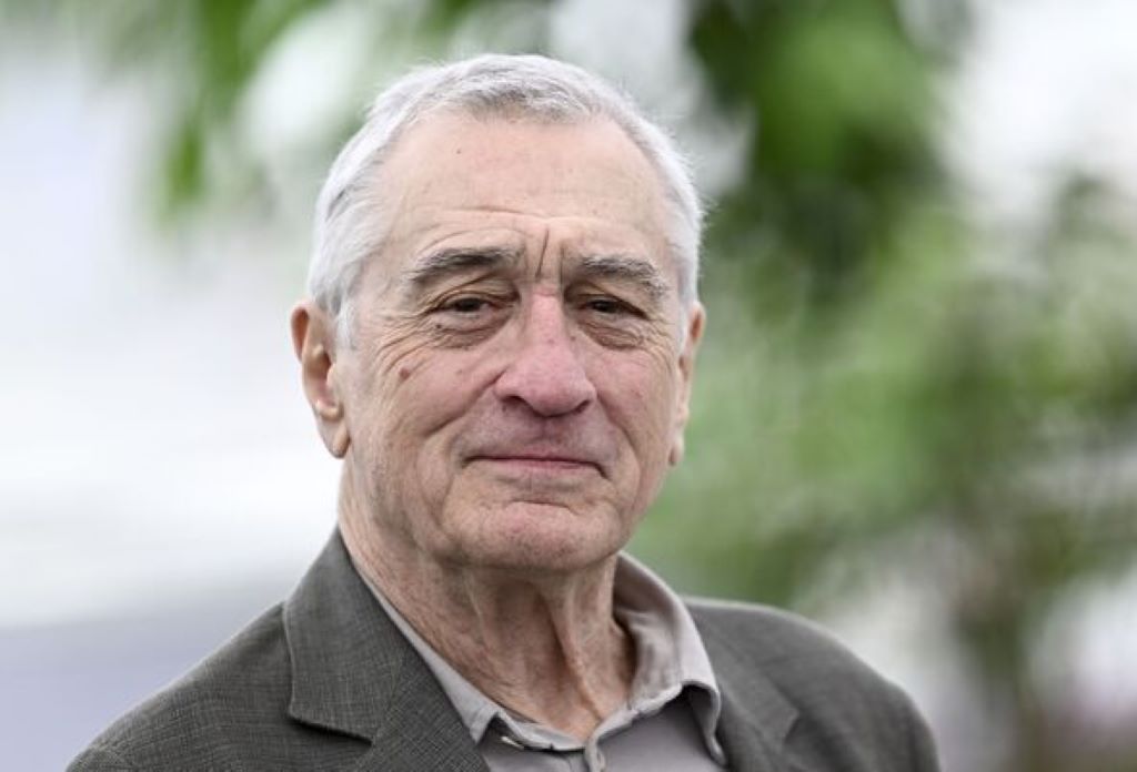 Robert De Niro lives in NYC