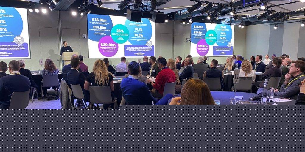 HR leaders networking at TALiNT Partners workshop in NYC.